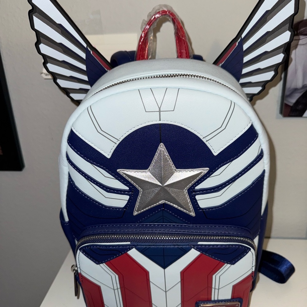 Loungefly NWT  (no strap holders) Marvel Falcon Captain America Cosplay